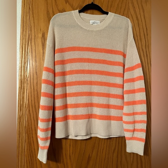 Velvet by Graham & Spencer Wren Sweater - NWT - Size L - Picture 3 of 12